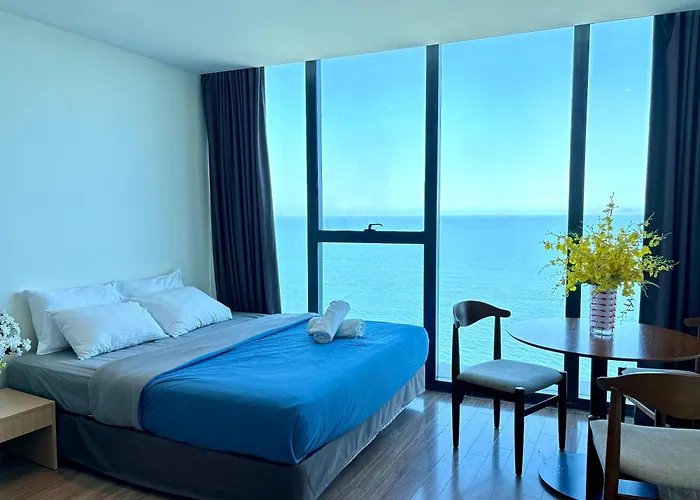 La Maison Starcity 1 Mins Walk To Beach