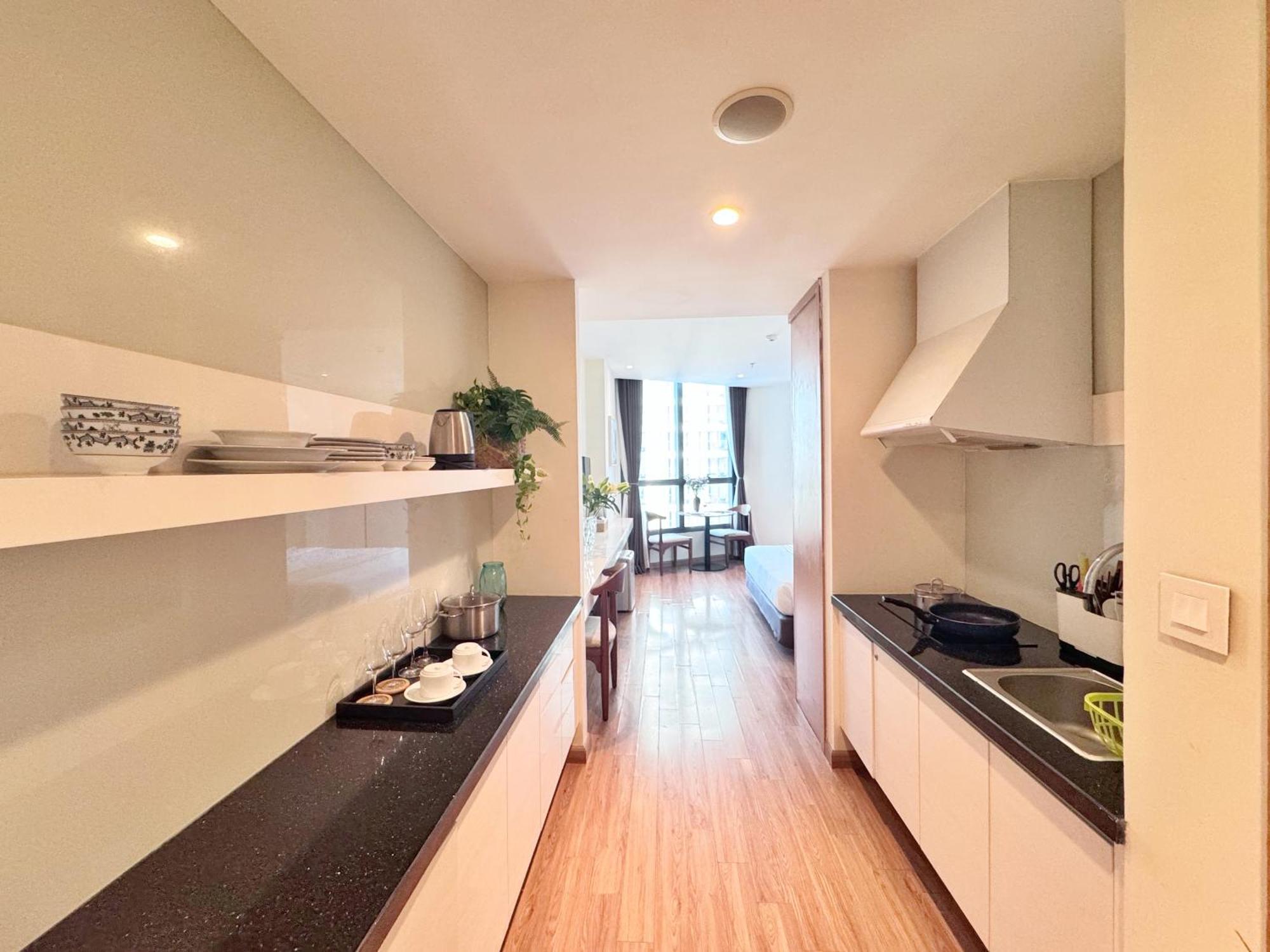 La Maison Starcity 1 Mins Walk To